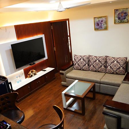 Chola Serviced Apartment Tiruchirappalli Exterior photo