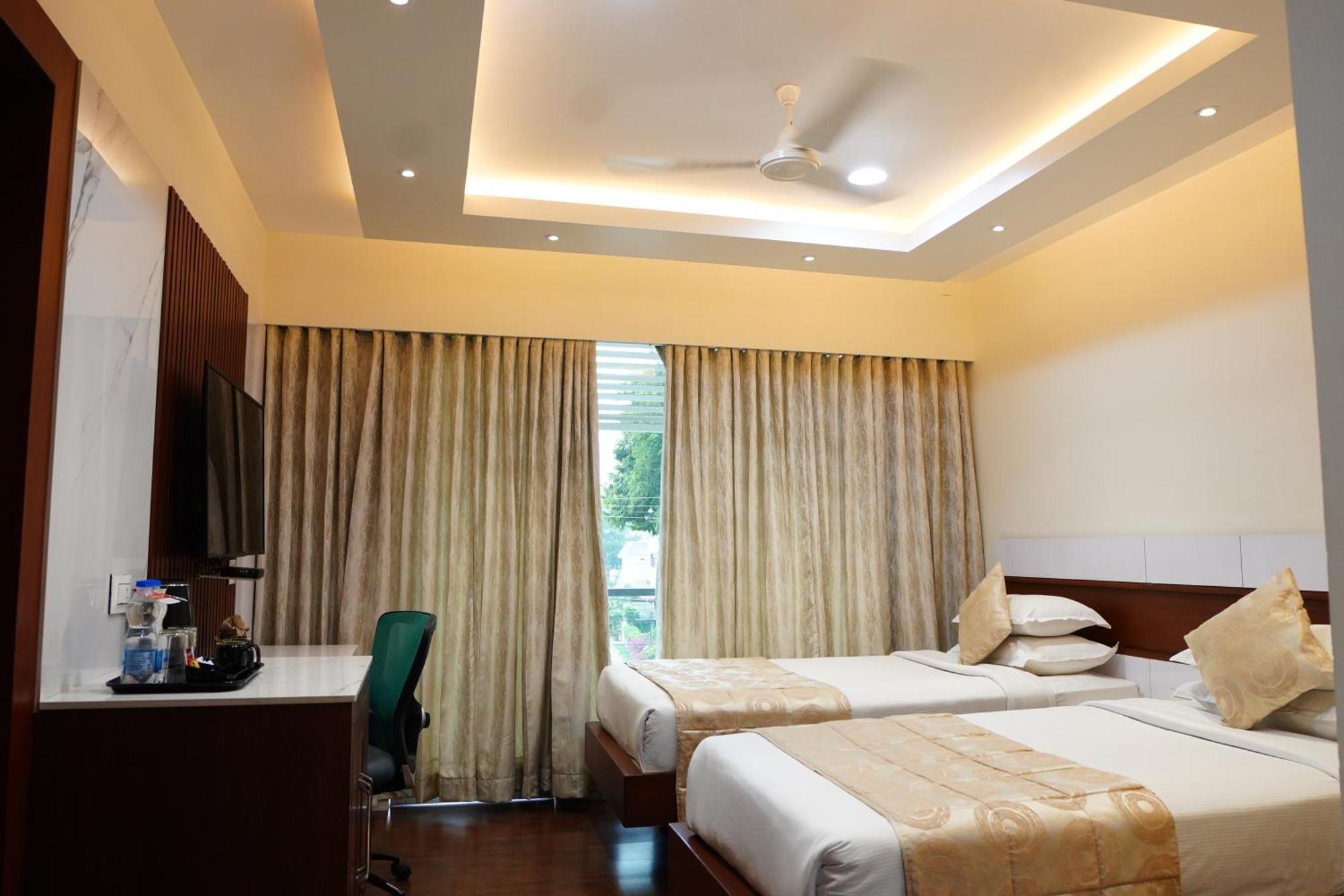 Chola Serviced Apartment Tiruchirappalli Exterior photo