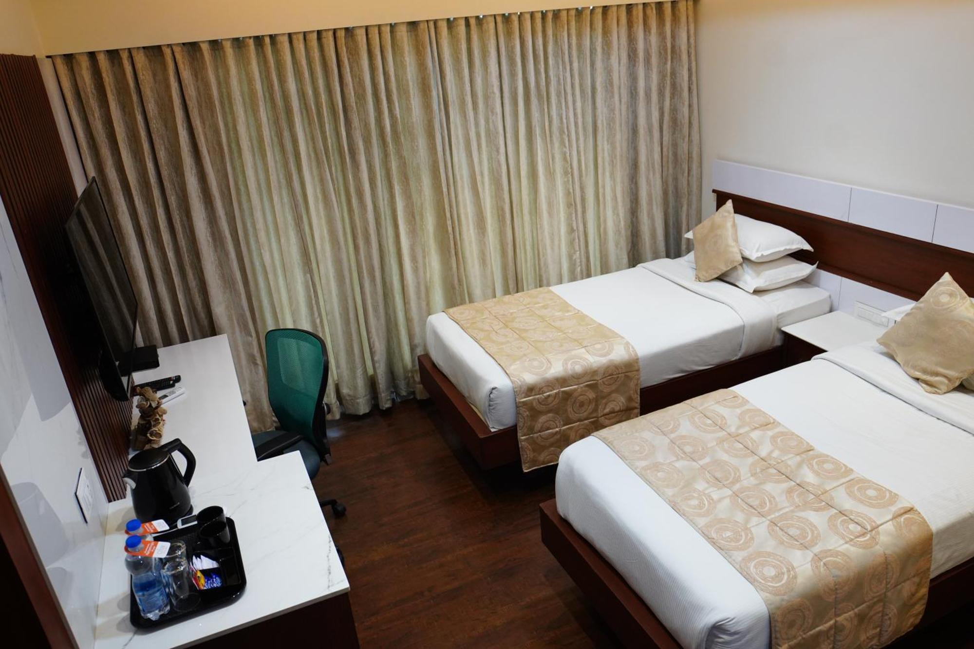 Chola Serviced Apartment Tiruchirappalli Exterior photo