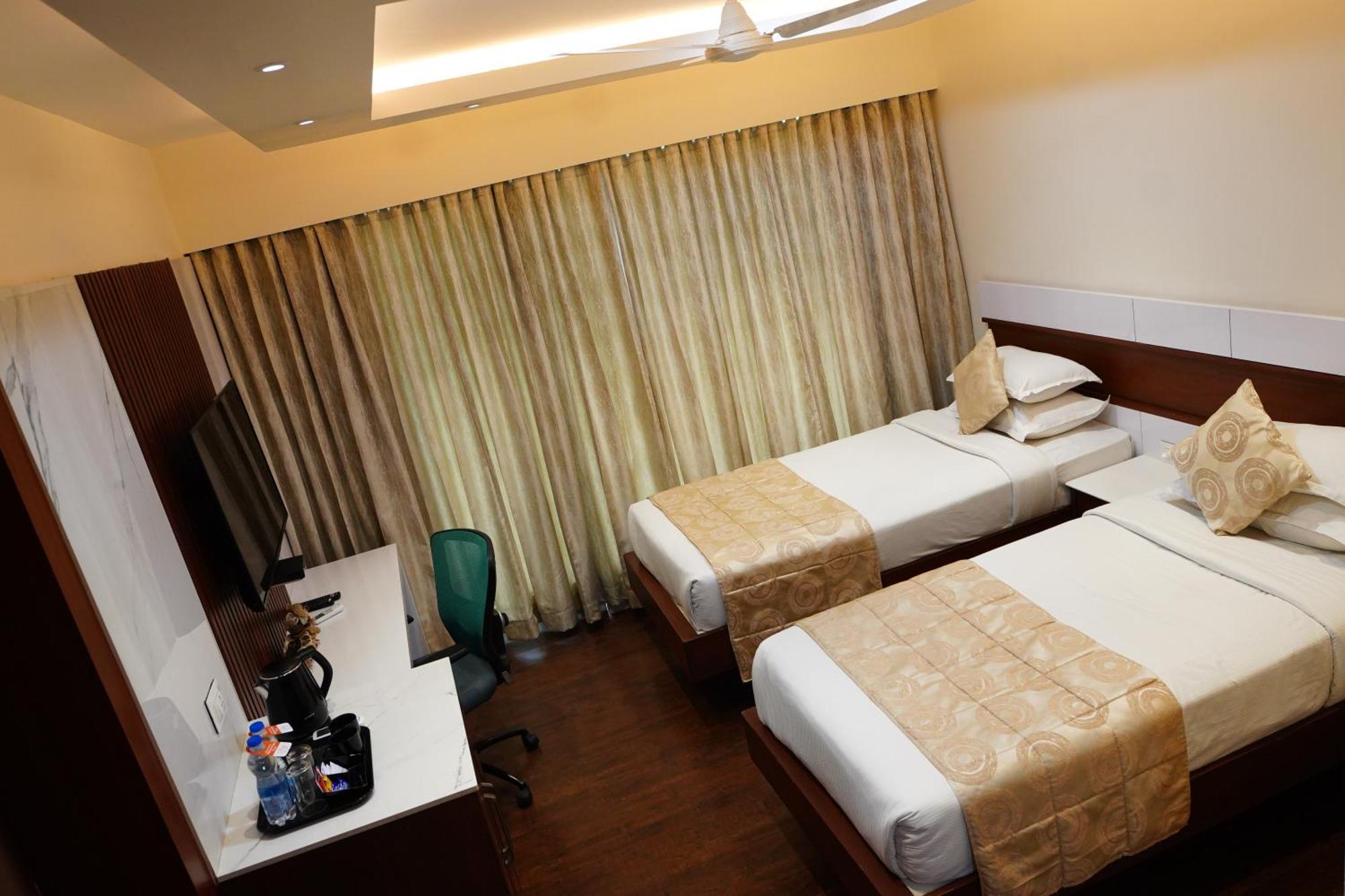 Chola Serviced Apartment Tiruchirappalli Exterior photo