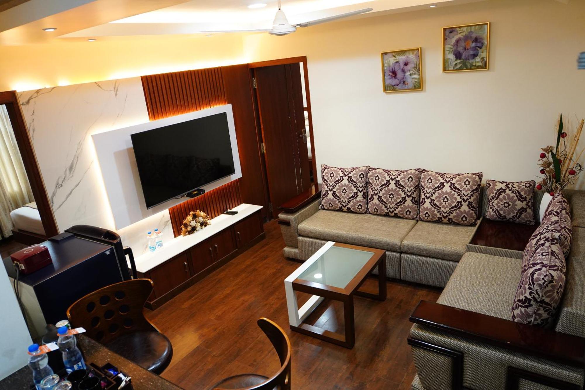 Chola Serviced Apartment Tiruchirappalli Exterior photo
