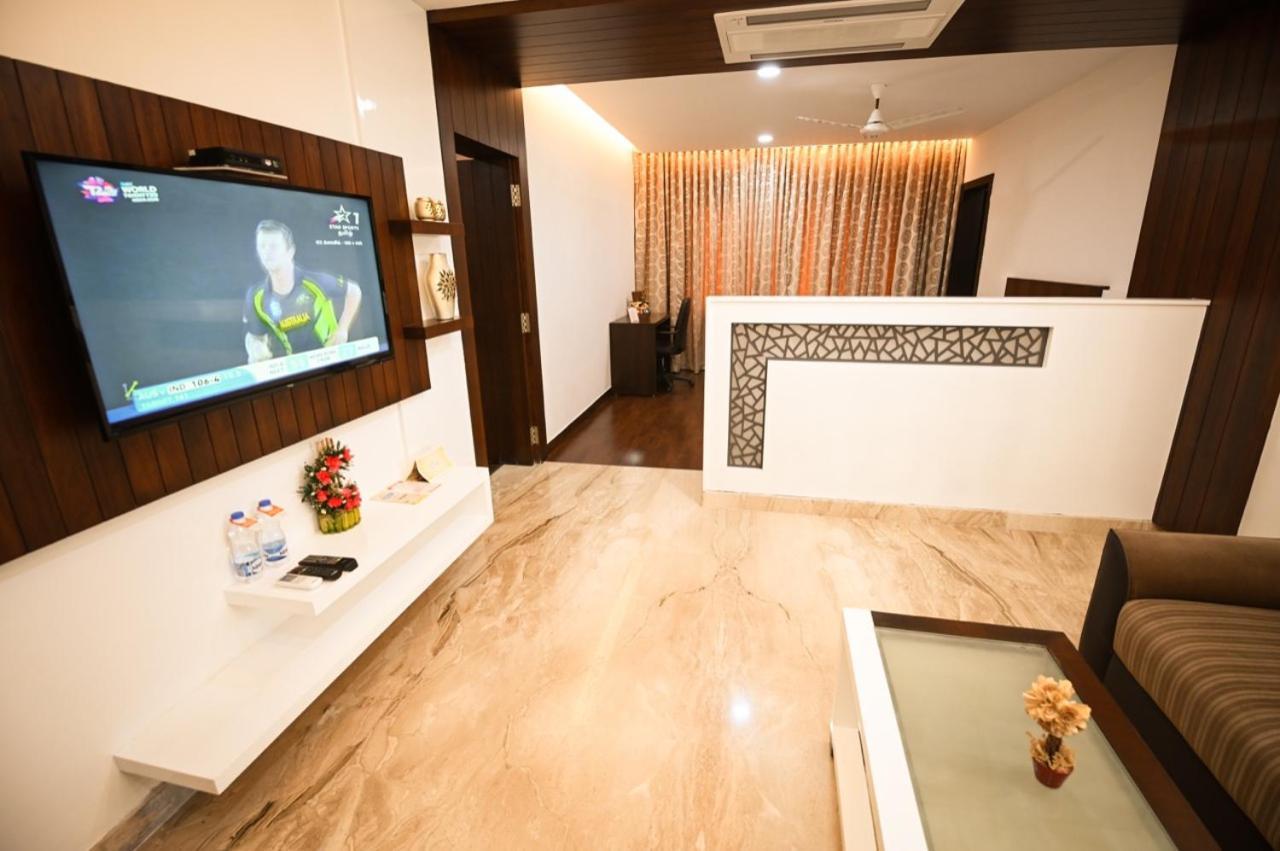 Chola Serviced Apartment Tiruchirappalli Exterior photo